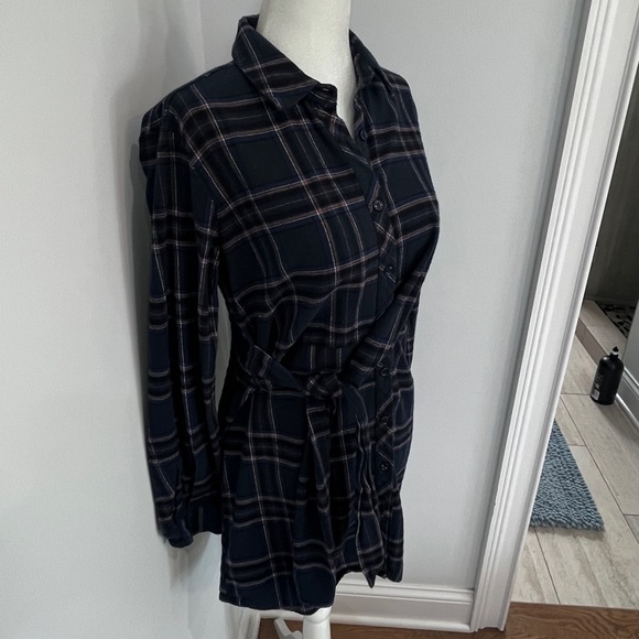 Women’s Lush Brand Plaid Shirt Dress - Picture 3 of 8